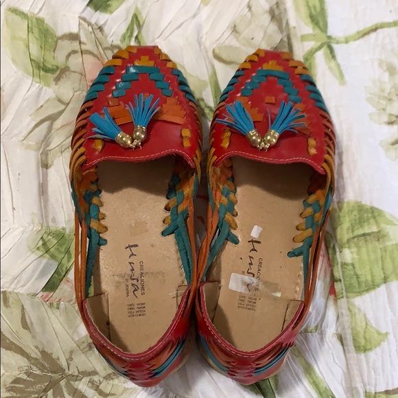 mexican chanclas with flowers